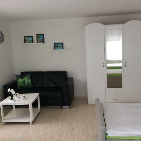 Wenzel Apartment Roxheim Екстериор снимка